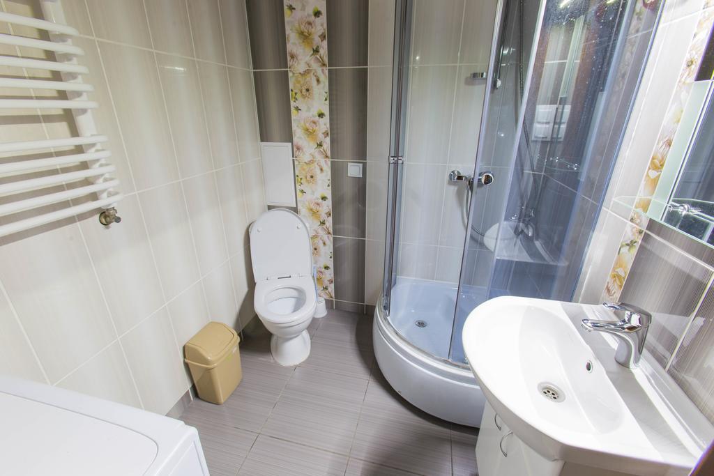 Modern Apartment On Akademika Sakharova 27A Ivano-Frankivsk Eksteriør bilde