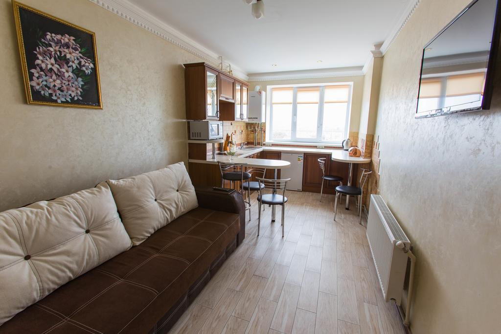Modern Apartment On Akademika Sakharova 27A Ivano-Frankivsk Eksteriør bilde